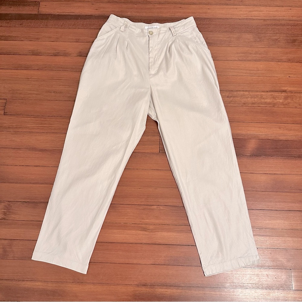 Amour Vert pleated classic khaki high waist straight leg pants small